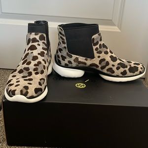Cole Haan high top sneakers, size 8.